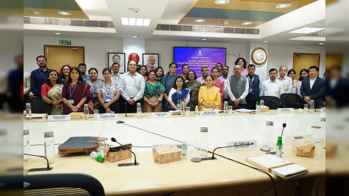 NITI Aayog Hosts Seminar on Scaling Women-Led Rural Startups