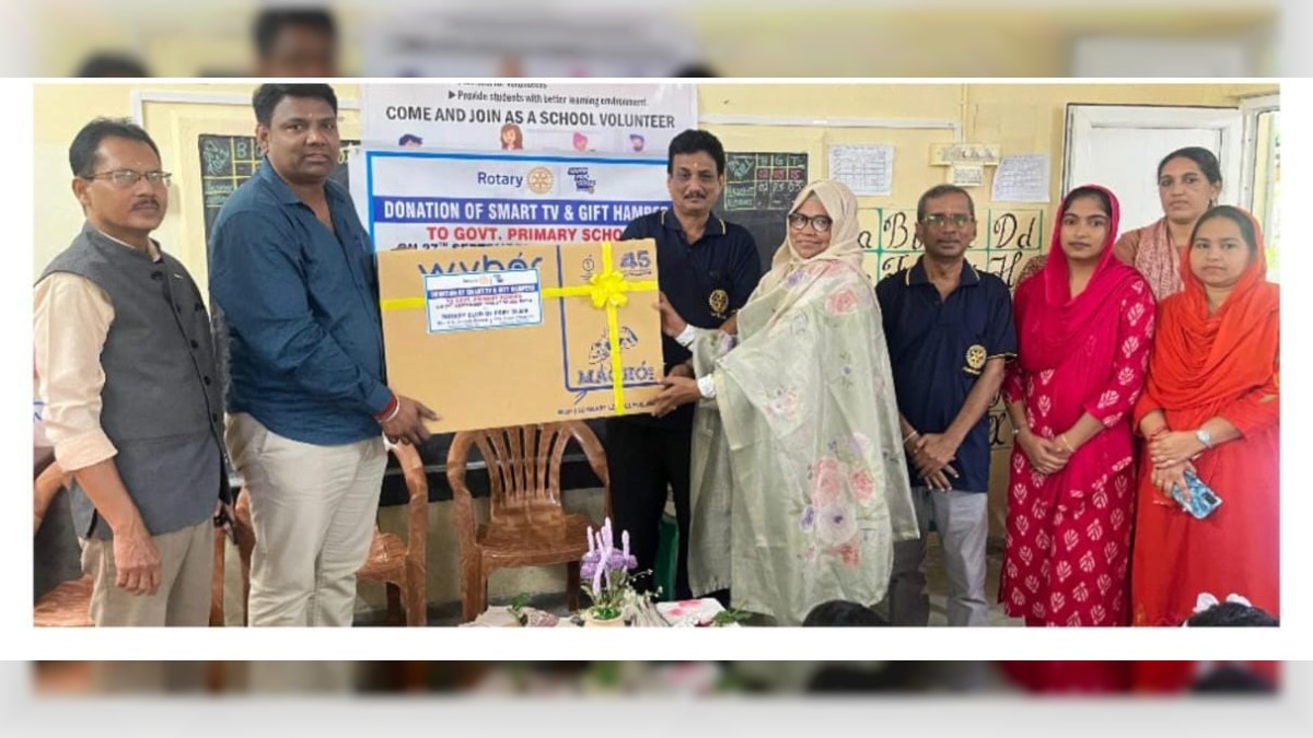 A window to the world: Rotary’s smart gift lights up a rural classroom