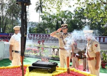 Saluting the unsung sentinels: Police pay tribute to fallen heroes