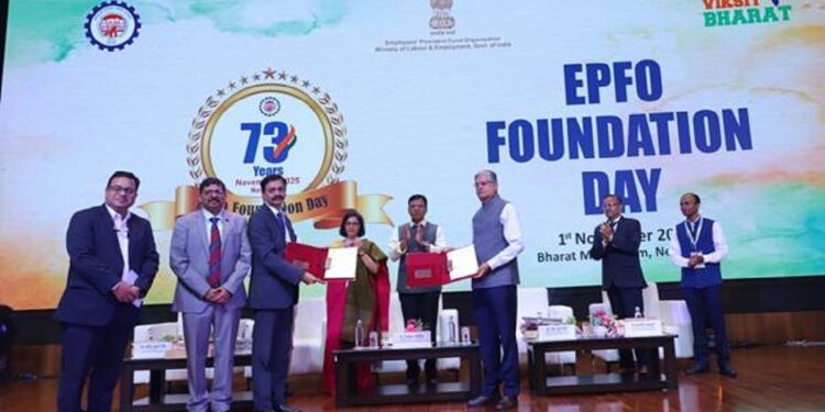 India Post Payments Bank and EPFO Join Hands to Offer Free Doorstep Digital Life Certificate Services for Pensioners