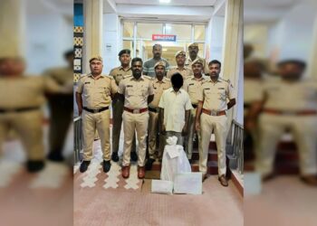 Kadamtala Police Solve Theft Case, Arrest Accused; Gold Worth ₹19.56 Lakh Recovered